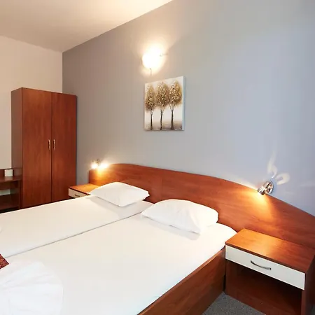 בית הארחה Kirov