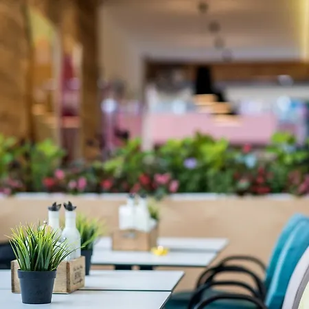 Kirov בית הארחה 4*